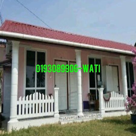 Iz Budget 2 Kampung Kuala Besut Exterior photo