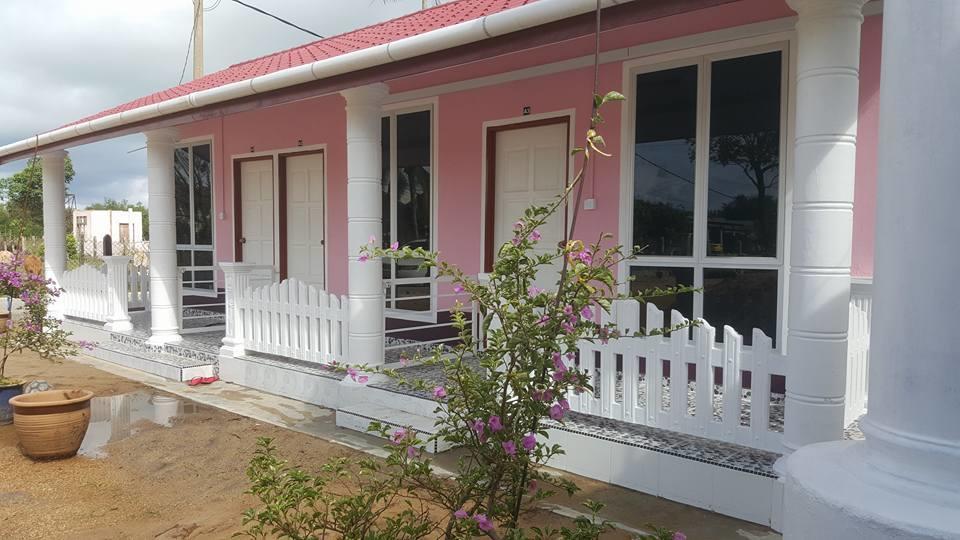 Iz Budget 2 Kampung Kuala Besut Exterior photo